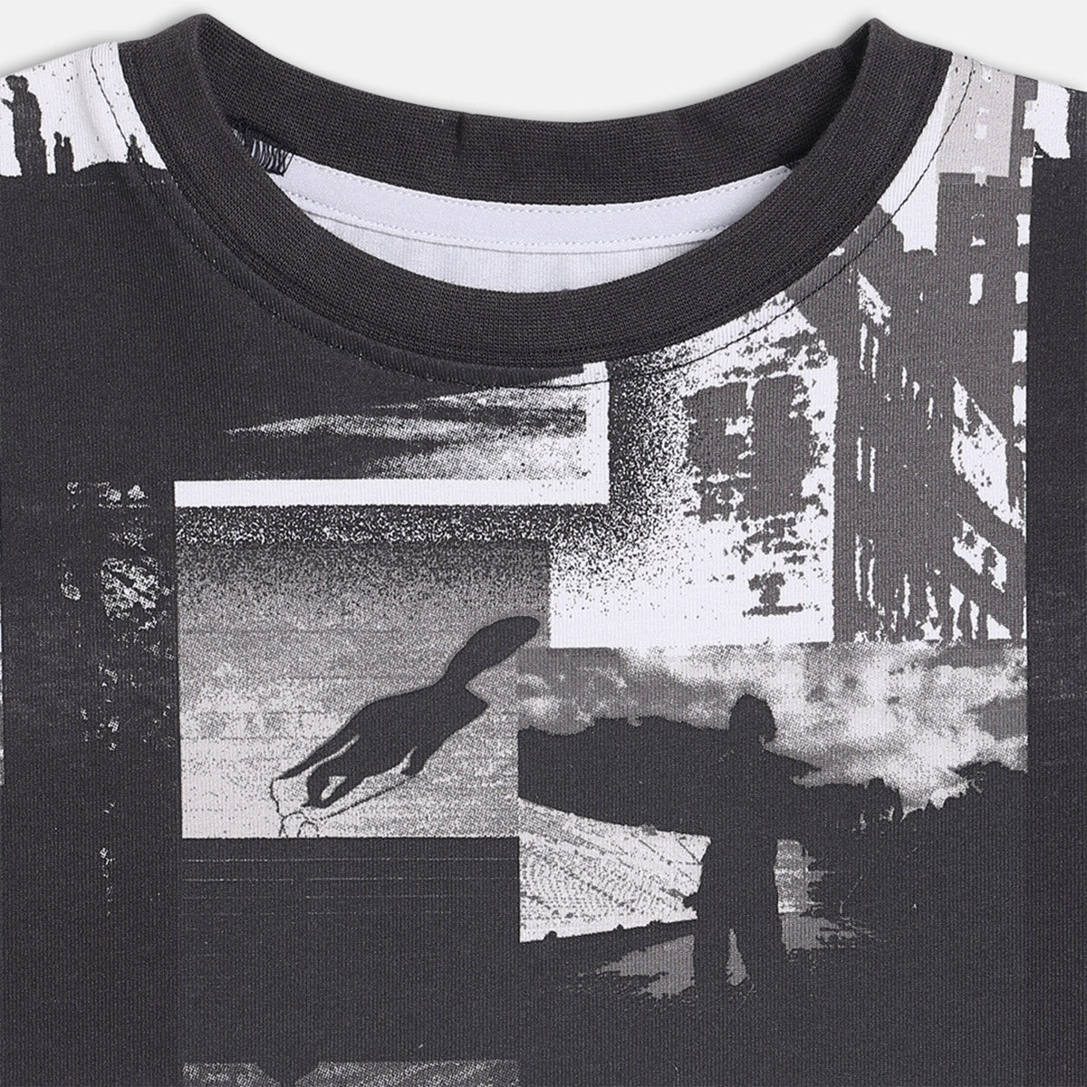 Boys Cotton Full Sleeves Graphic Printed Tee - Black & White