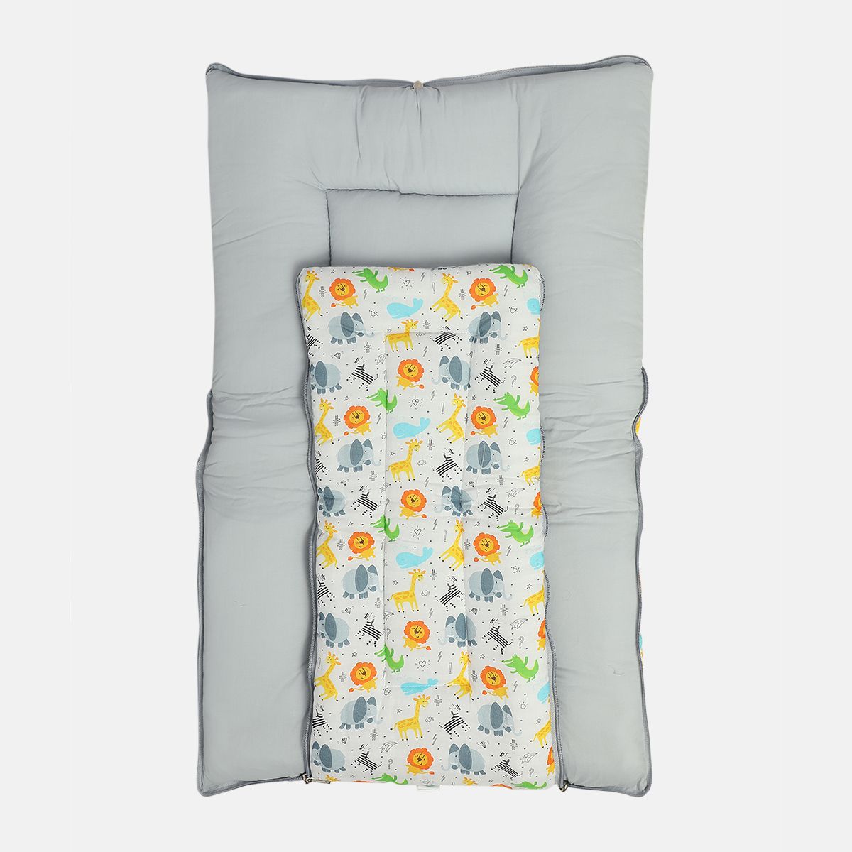 Multicoloured Jungle Printed Carry Nest