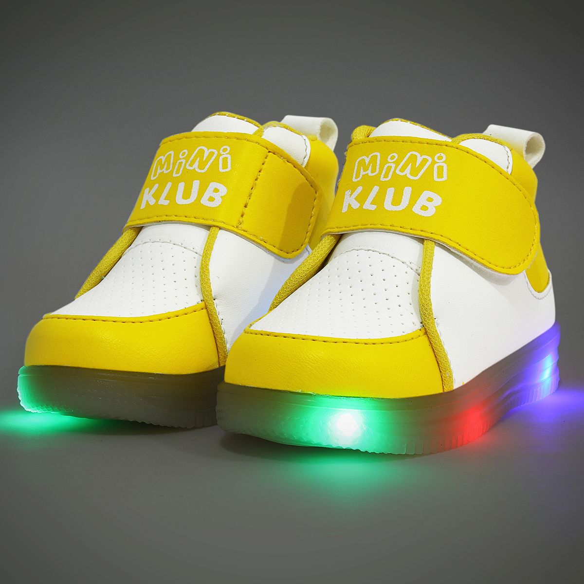 Boys Yellow And White Light Shoes