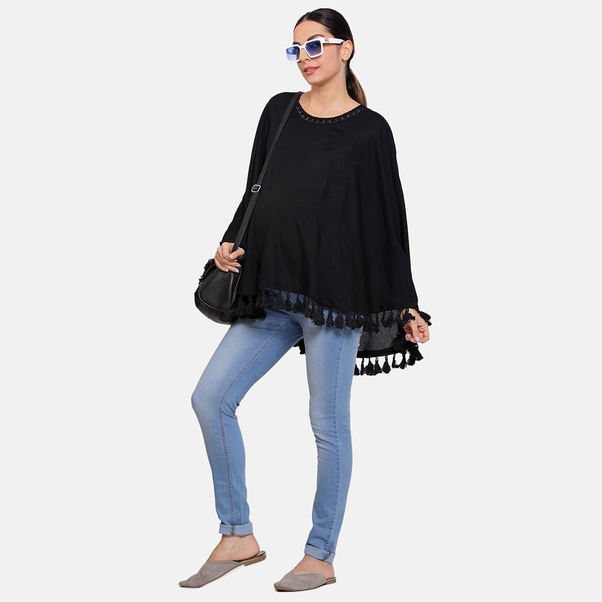 Black Round Neck Nursing Wrapper