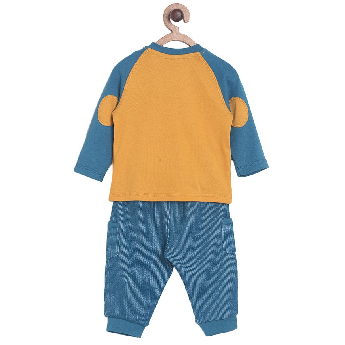 Multi T-Shirt & Knit Bottom