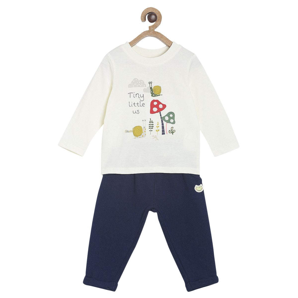 Boys Off White T-Shirt & Knit Bottom