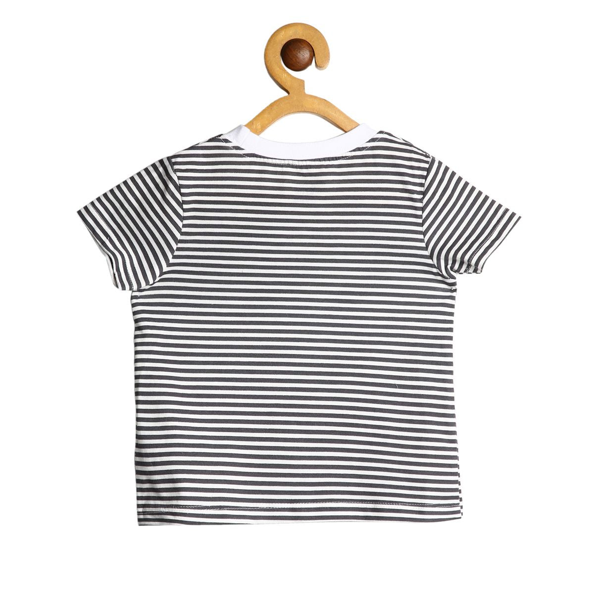 Boys Green Pack Of 2 T-Shirt And Bottom