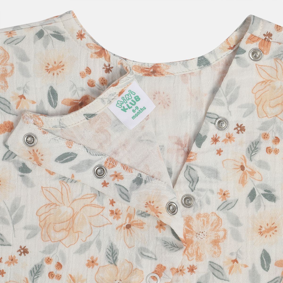 Girls White Cap Sleeve Top And Bottom