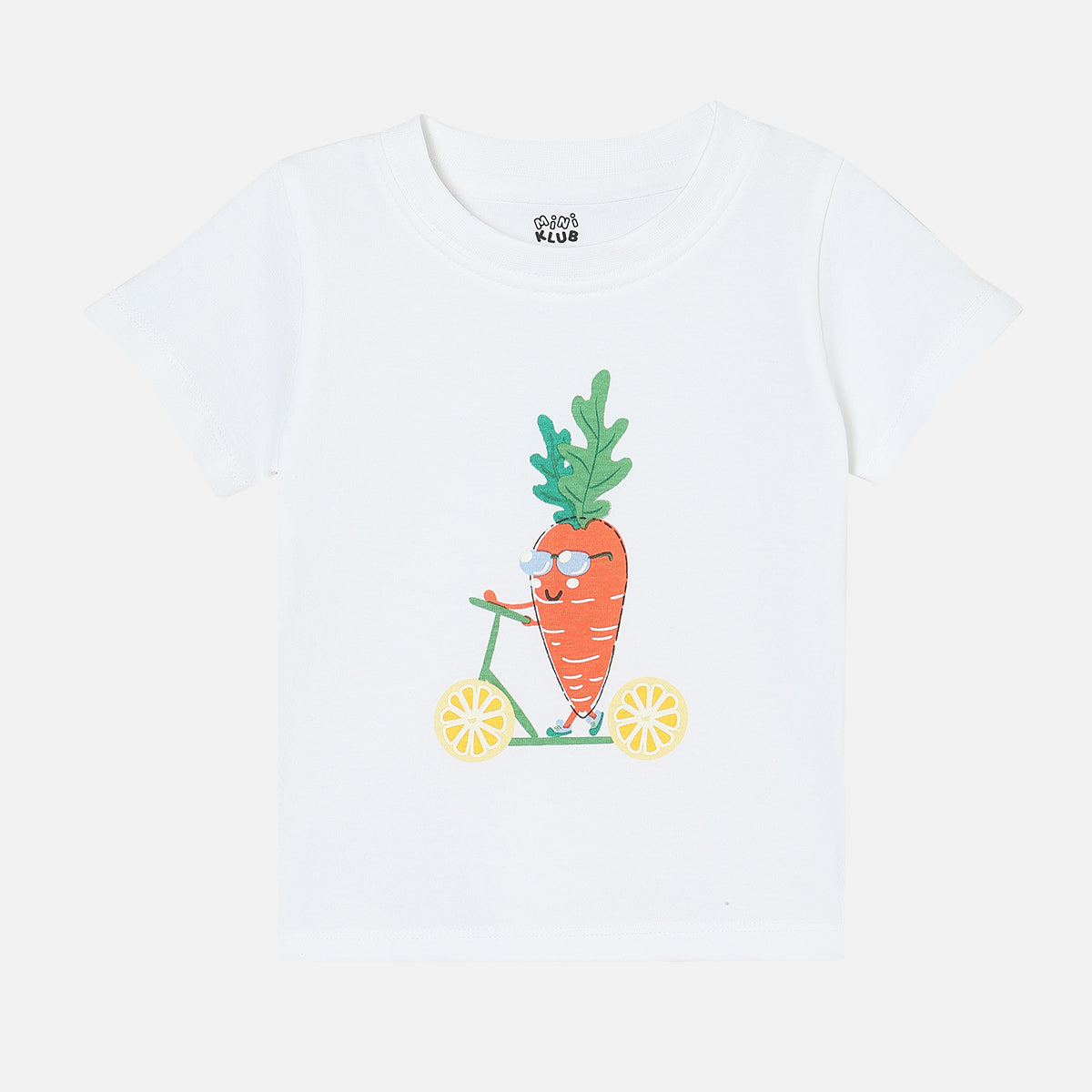 Boys White T-Shirt And Bottom Set