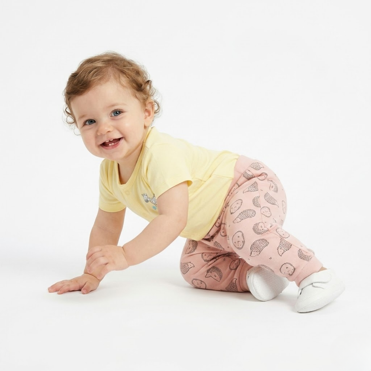 Baby boys Pack Of 3 cotton animal printed  Knit Bottom - Peach, White & Green
