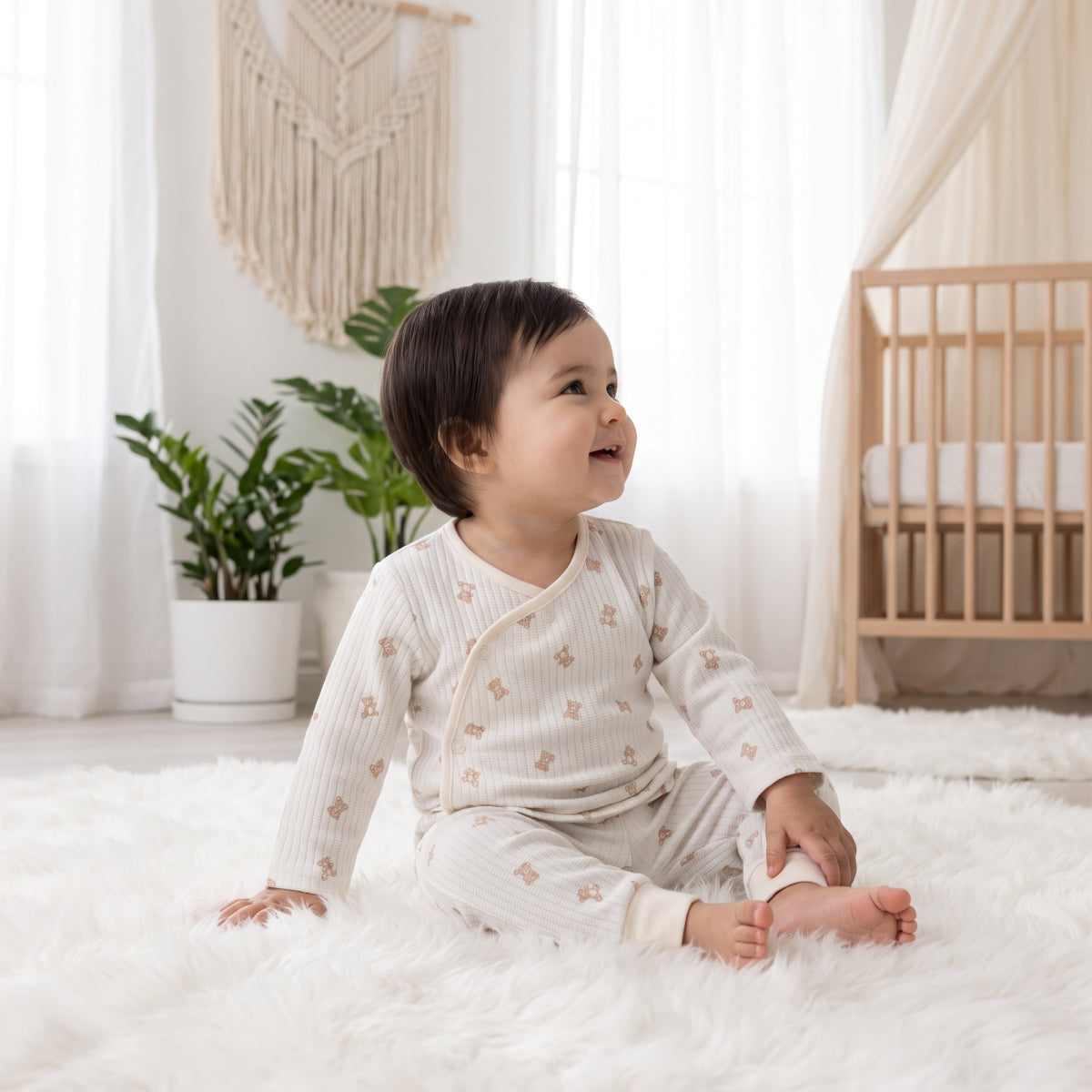Baby Unisex Teddy Bear Printed T-Shirt And Pants Set, Cream
