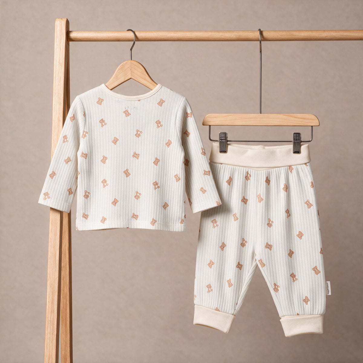 Baby Unisex Teddy Bear Printed T-Shirt And Pants Set, Cream