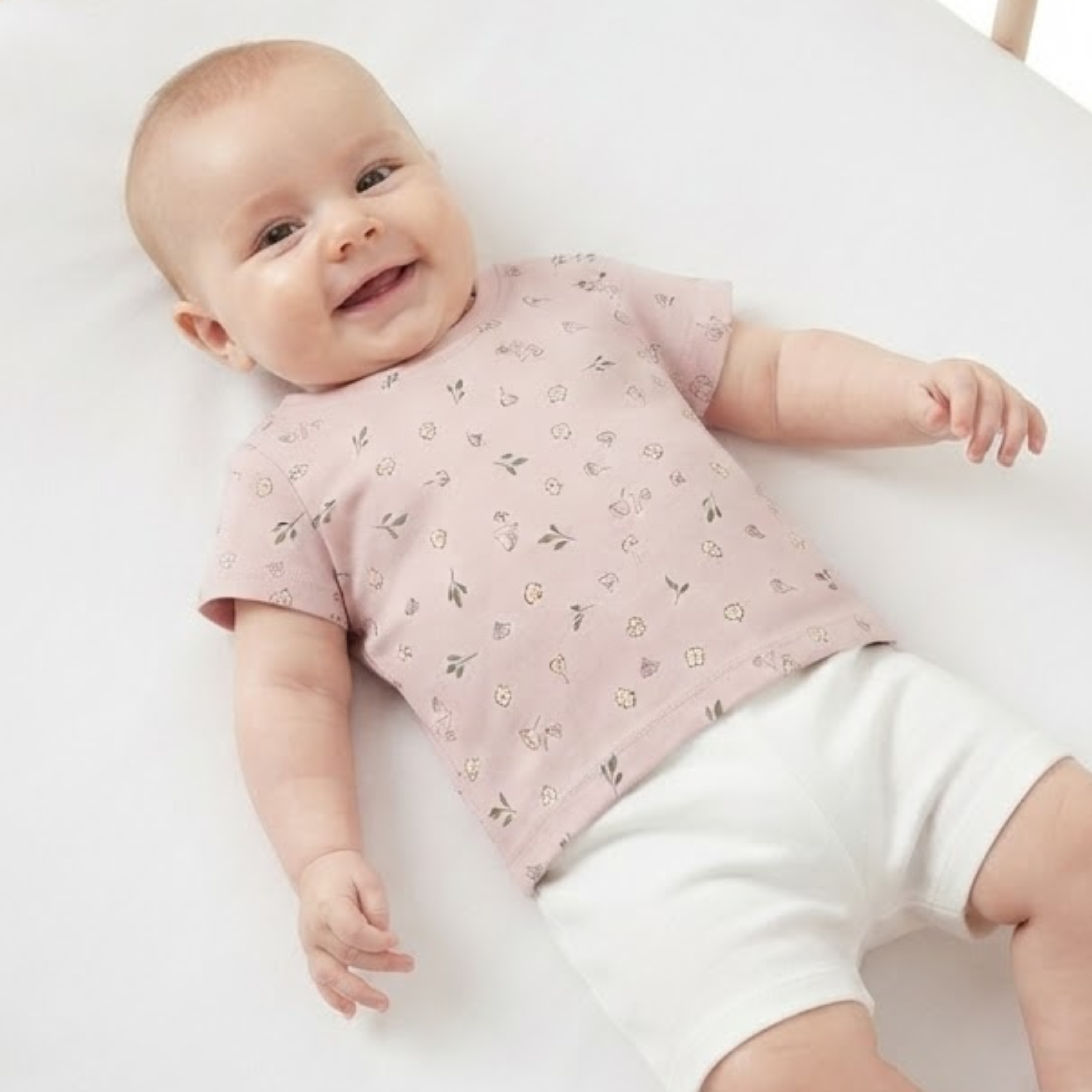 Baby Girls Light Pink Cotton Floral Print T-Shirt Regular Fit Casual Wear