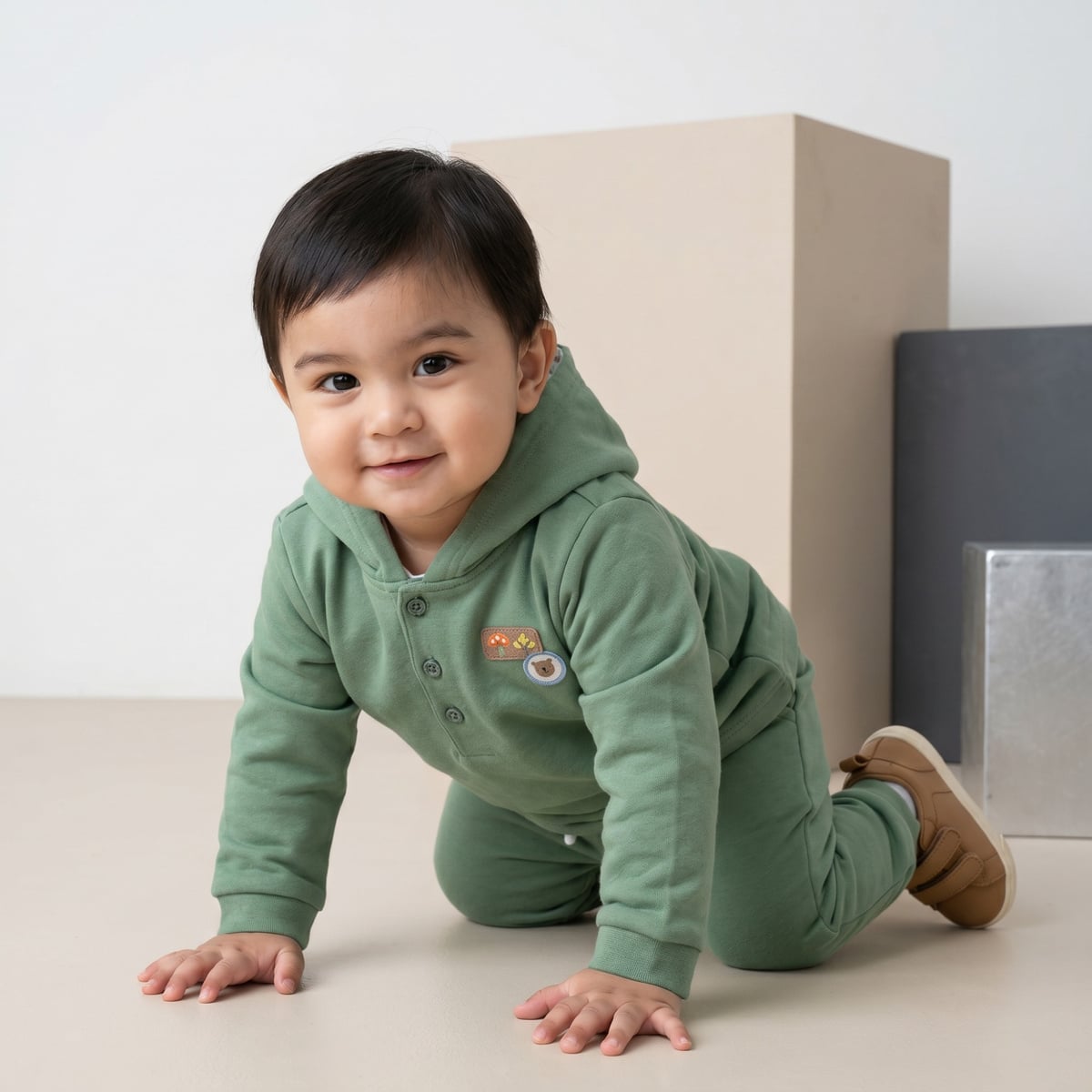 Baby Boys Sage Green Cotton Blend Bear Embroidered Hooded Full Sleeve Top And Bottom Set Regular Fit Casual Wear