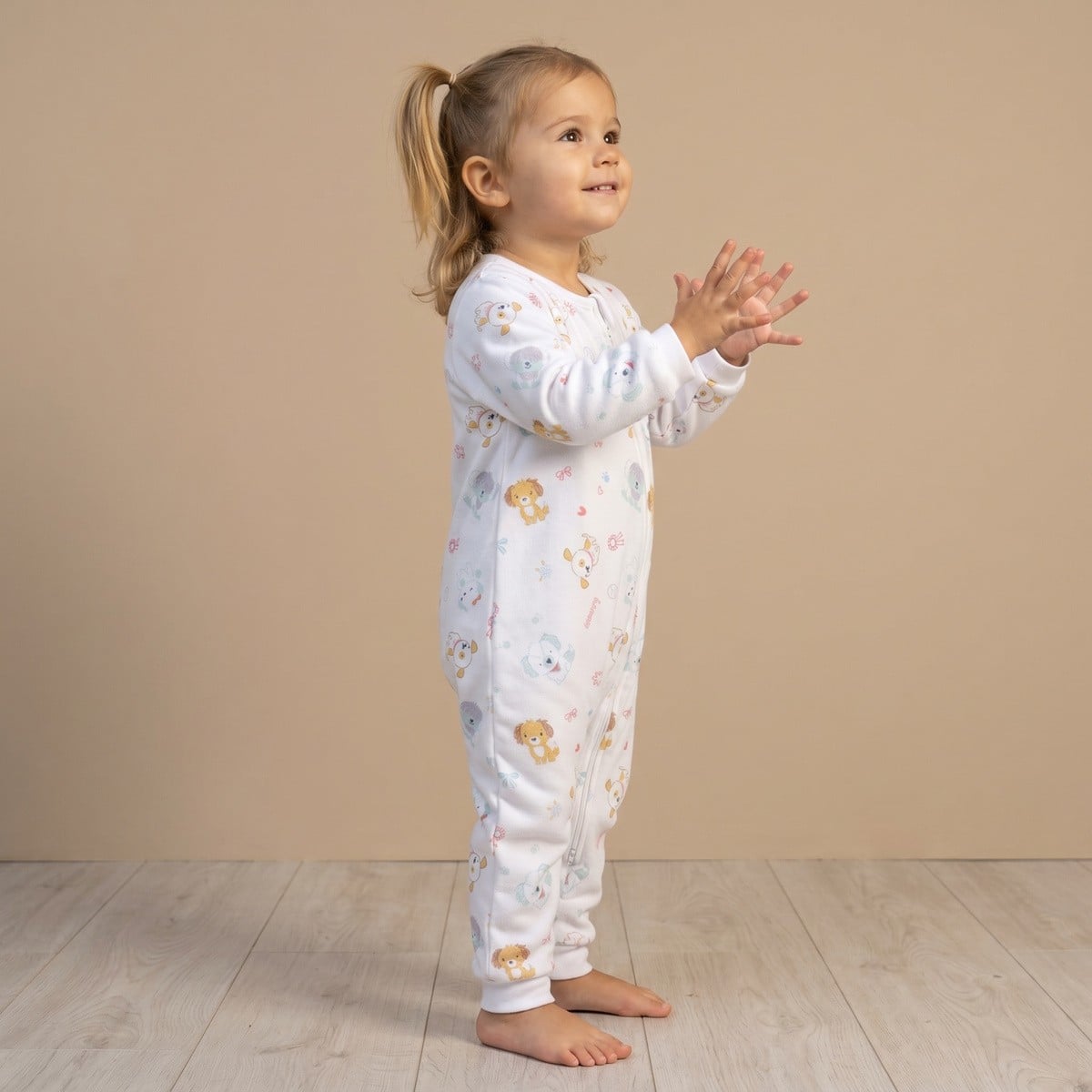 Baby Girls White Cotton Blend Animal Printed Sleepsuit Regular Fit Casual Wear