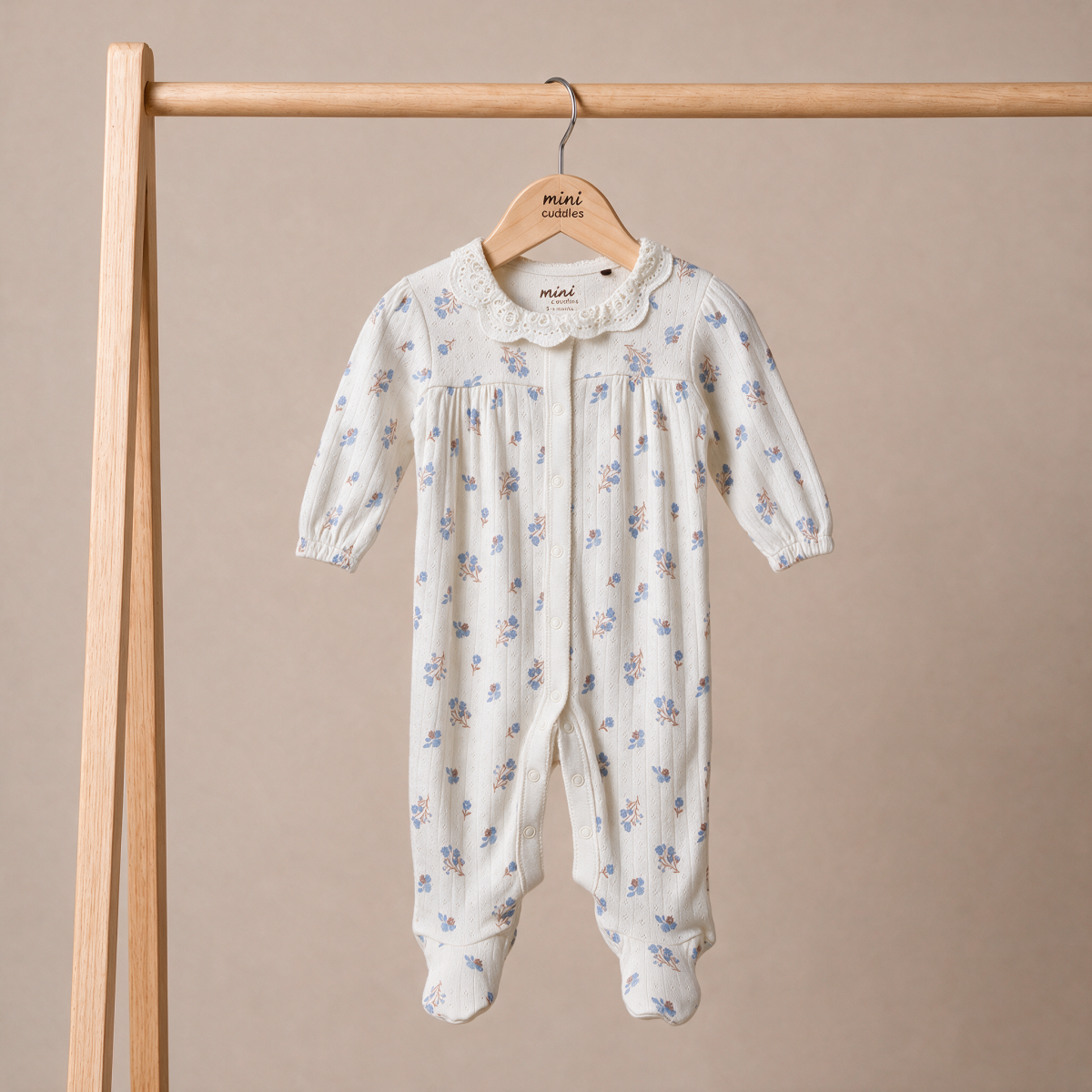 Baby Girls White Cotton Floral Printed Lace Collar Footed Sleepsuit Regular Fit Casual Wear