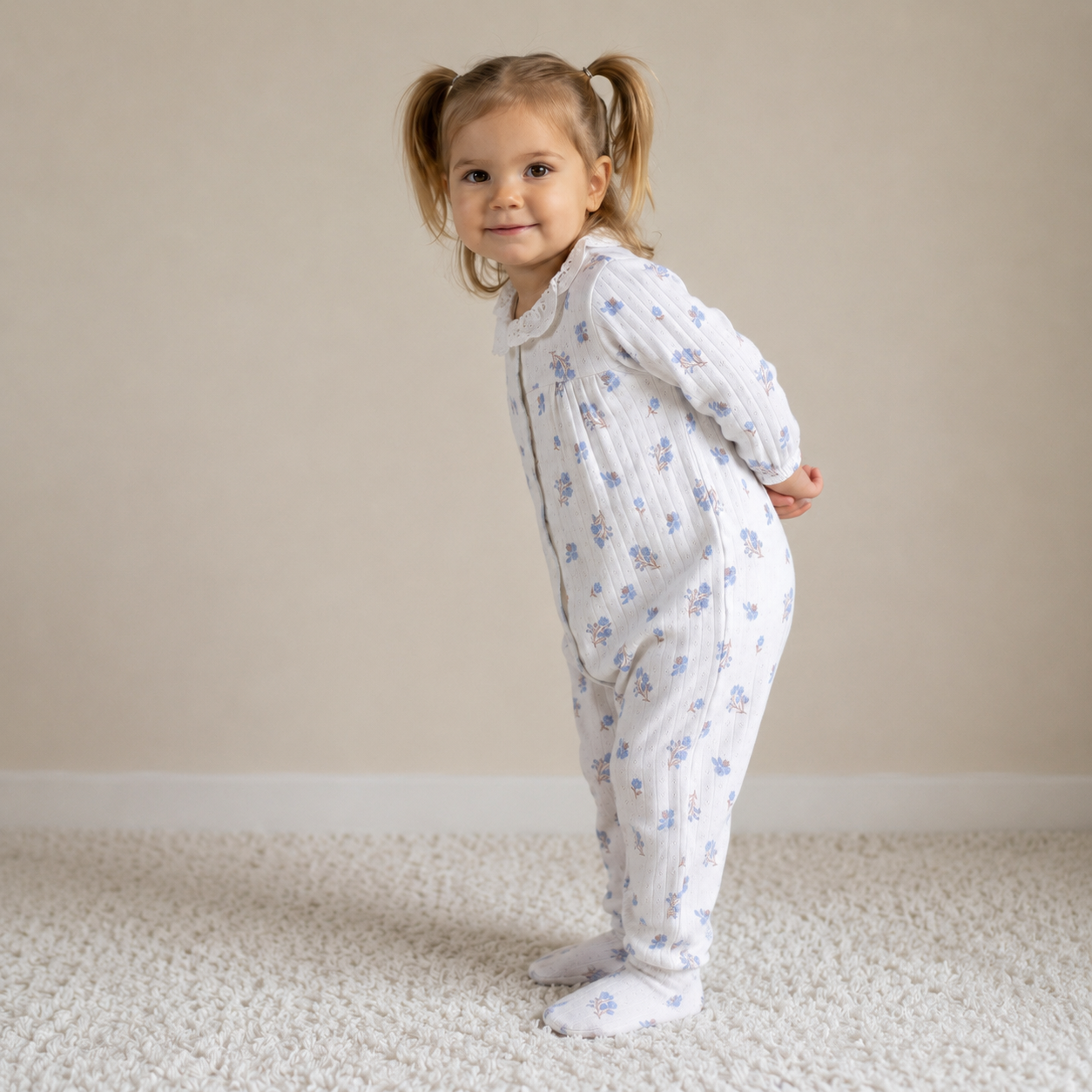 Baby Girls White Cotton Floral Printed Lace Collar Footed Sleepsuit Regular Fit Casual Wear