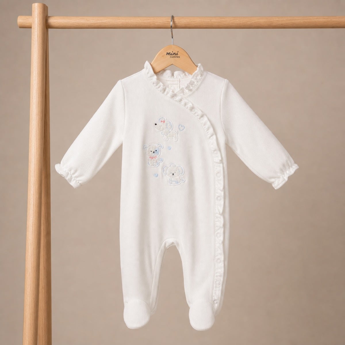 Baby Girls Off-White Cotton Blend Puppy Applique Footed Sleepsuit Regular Fit