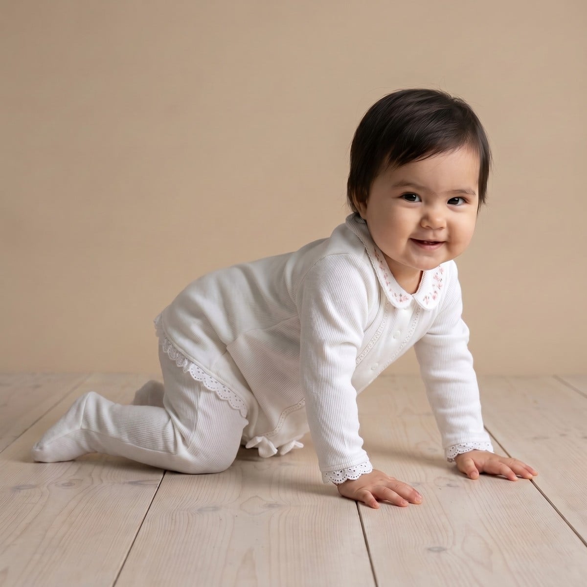 Baby Girls White Cotton Blend Floral Embroidered Collared Sleepsuit Regular Fit Casual Wear
