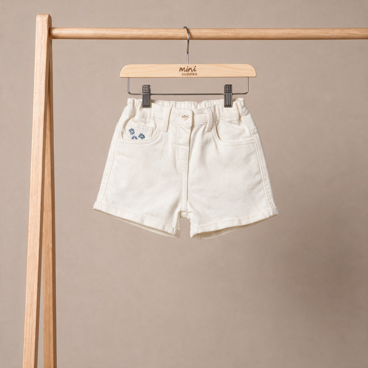 Baby Girls Off White Cotton Denim Floral Embroidered Shorts Regular Fit Casual Wear