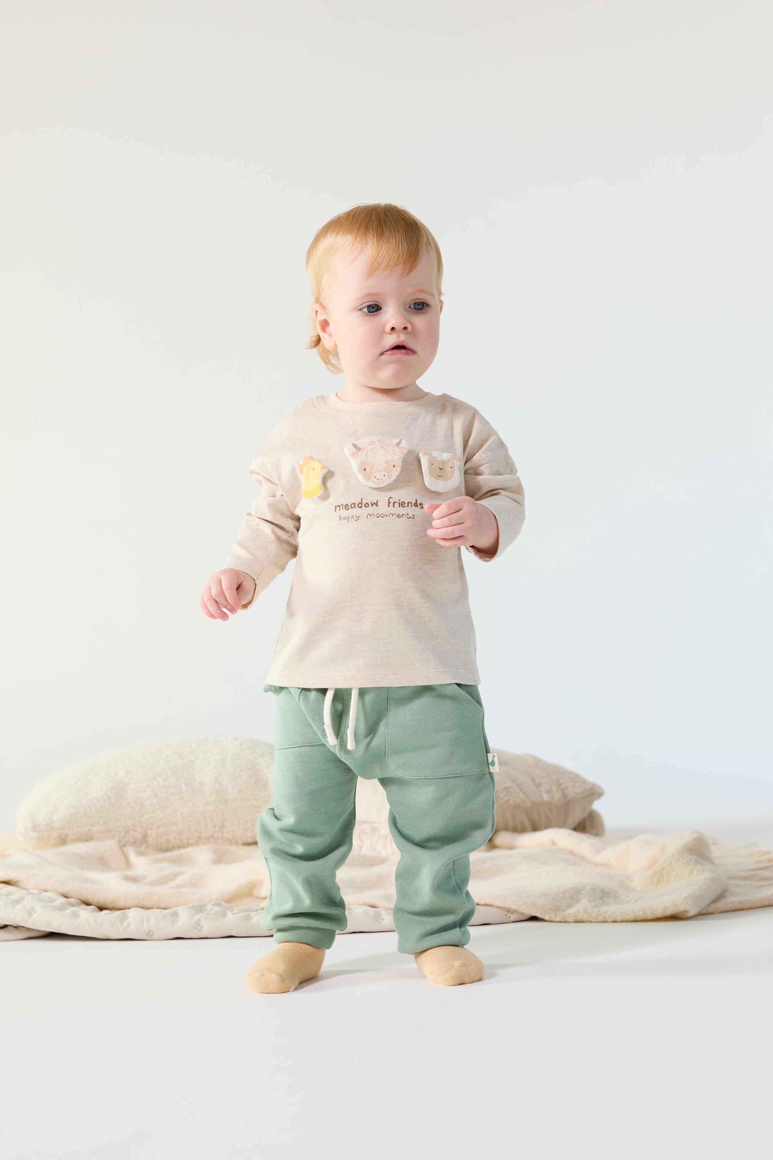 Baby Unisex Beige Cotton Blend Farm Animal Applique Full Sleeve T-Shirt Regular Fit Casual Wear