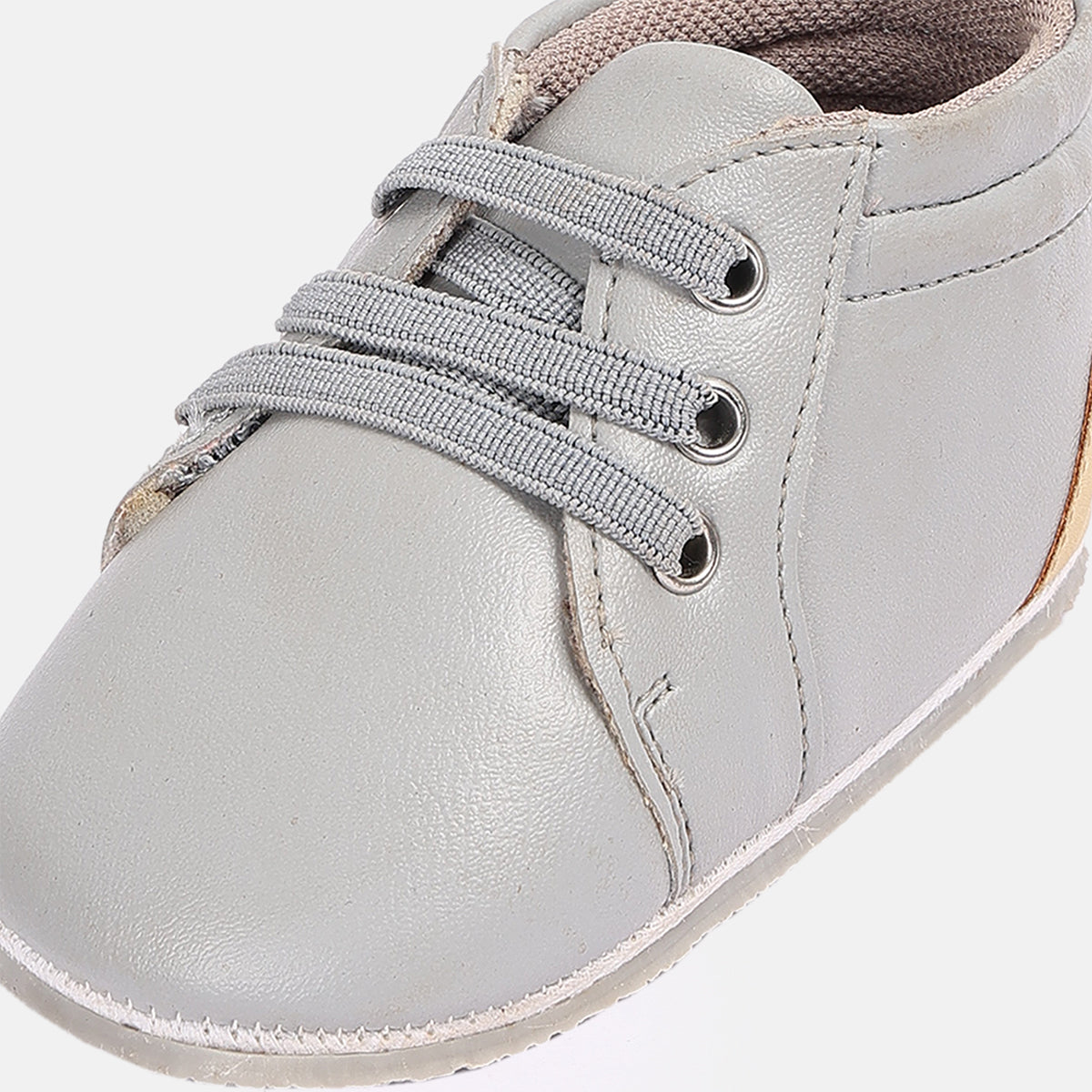 Unisex White Boots