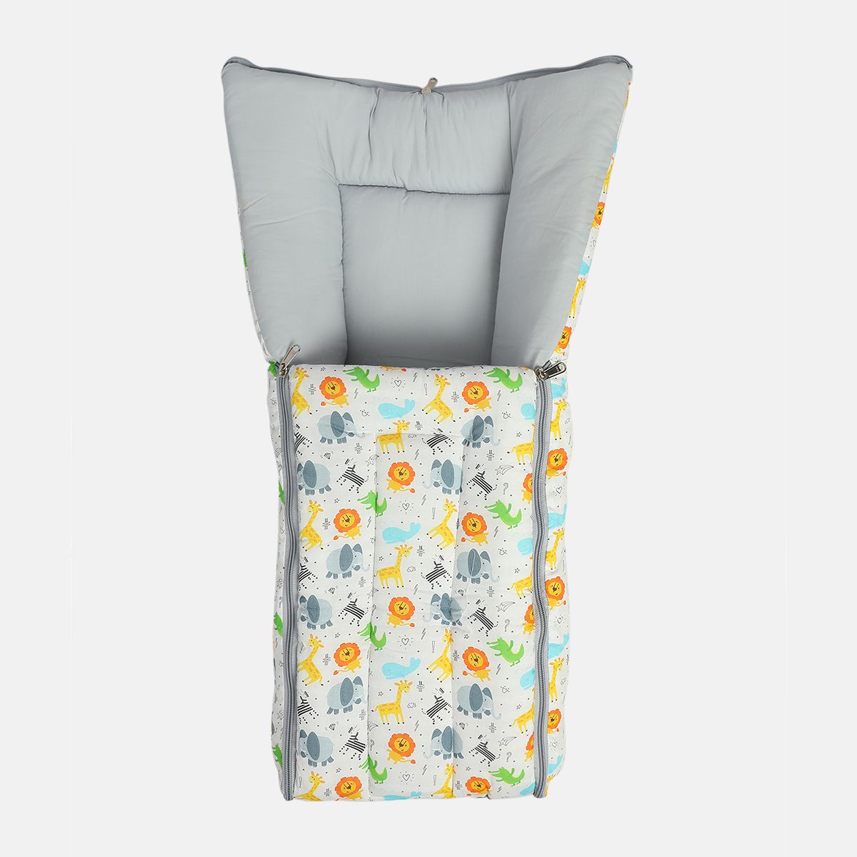 Multicoloured Jungle Printed Carry Nest