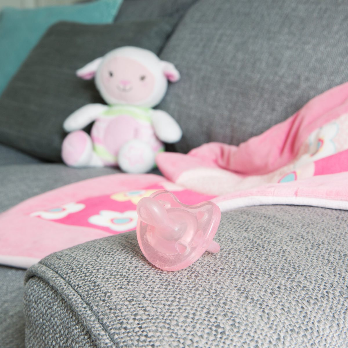 Chicco Physio Soft Silicone Soother (0-6M) - Pink