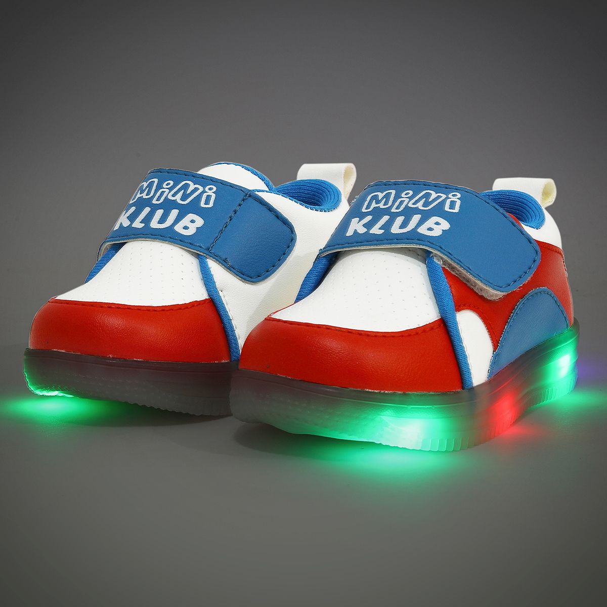 Boys Red And White Light Shoes