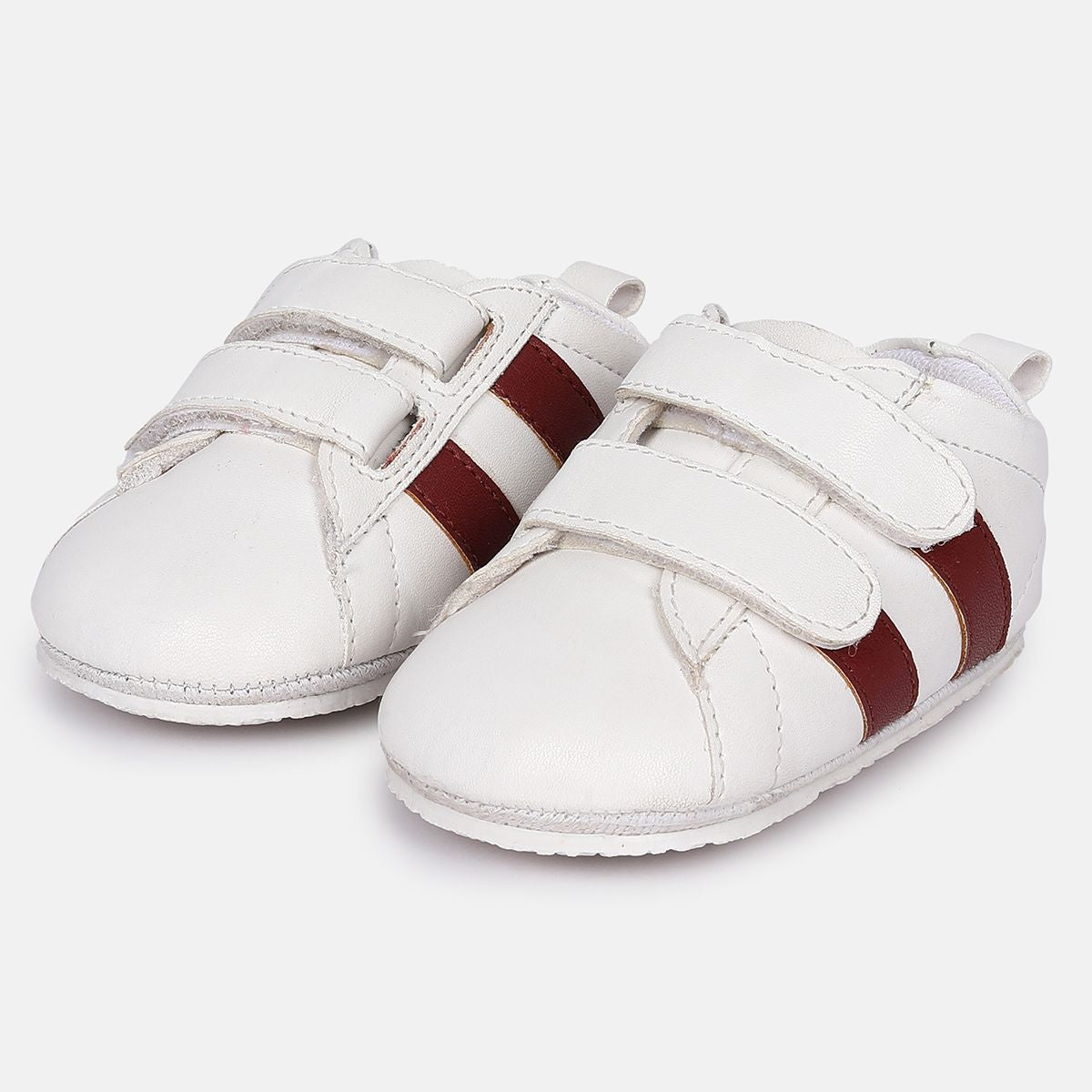 Boys White Red Shoes