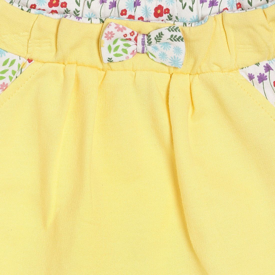 Baby Girls Yellow Solid Cotton Knit Bottom Regular Fit Casual Baby Bottom