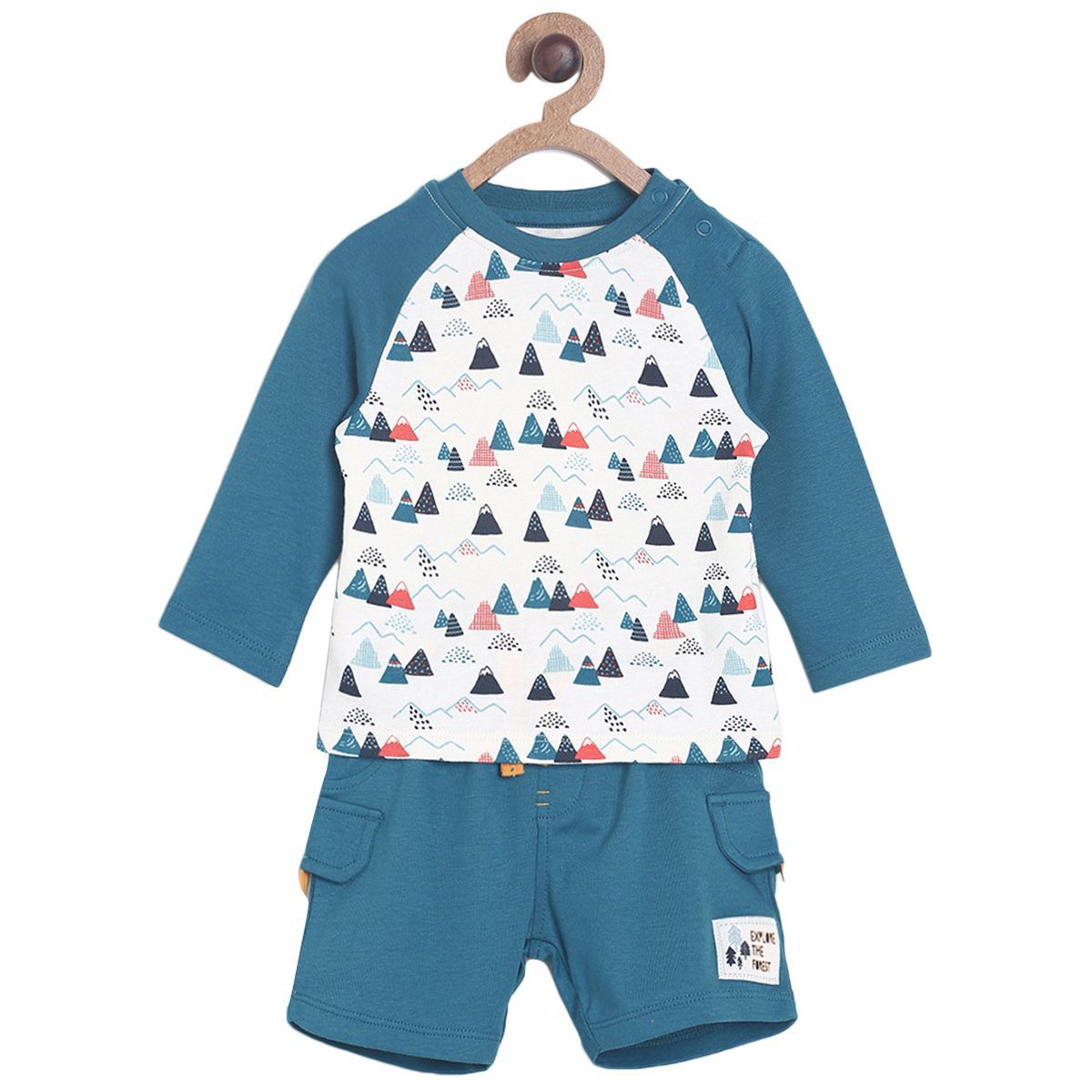 Multi T-Shirt & Knit Bottom