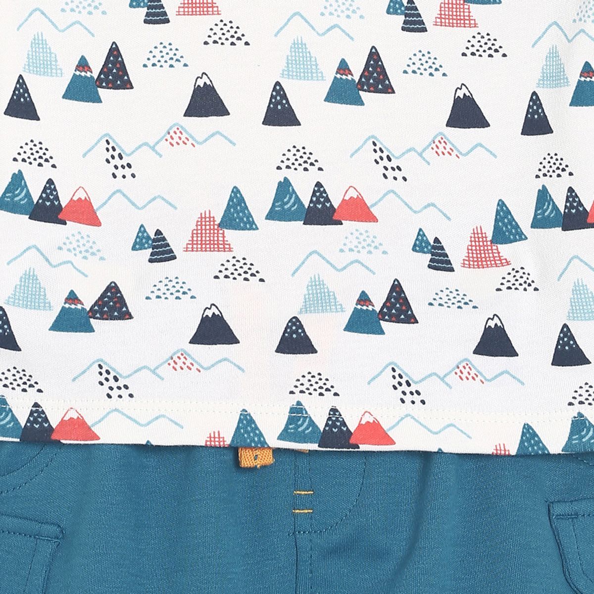 Multi T-Shirt & Knit Bottom