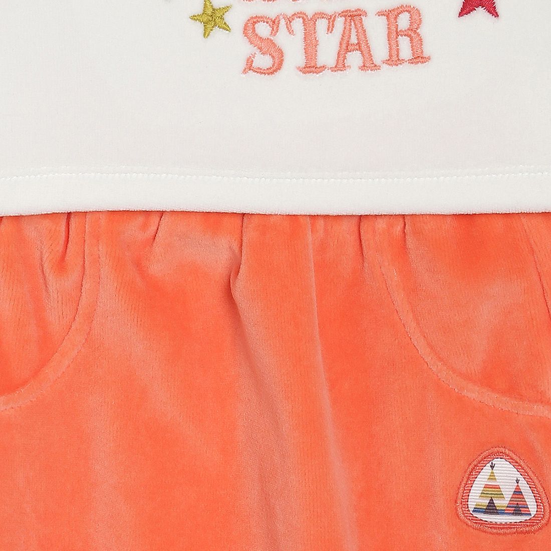 Boys Off White T-Shirt And Knit Bottom