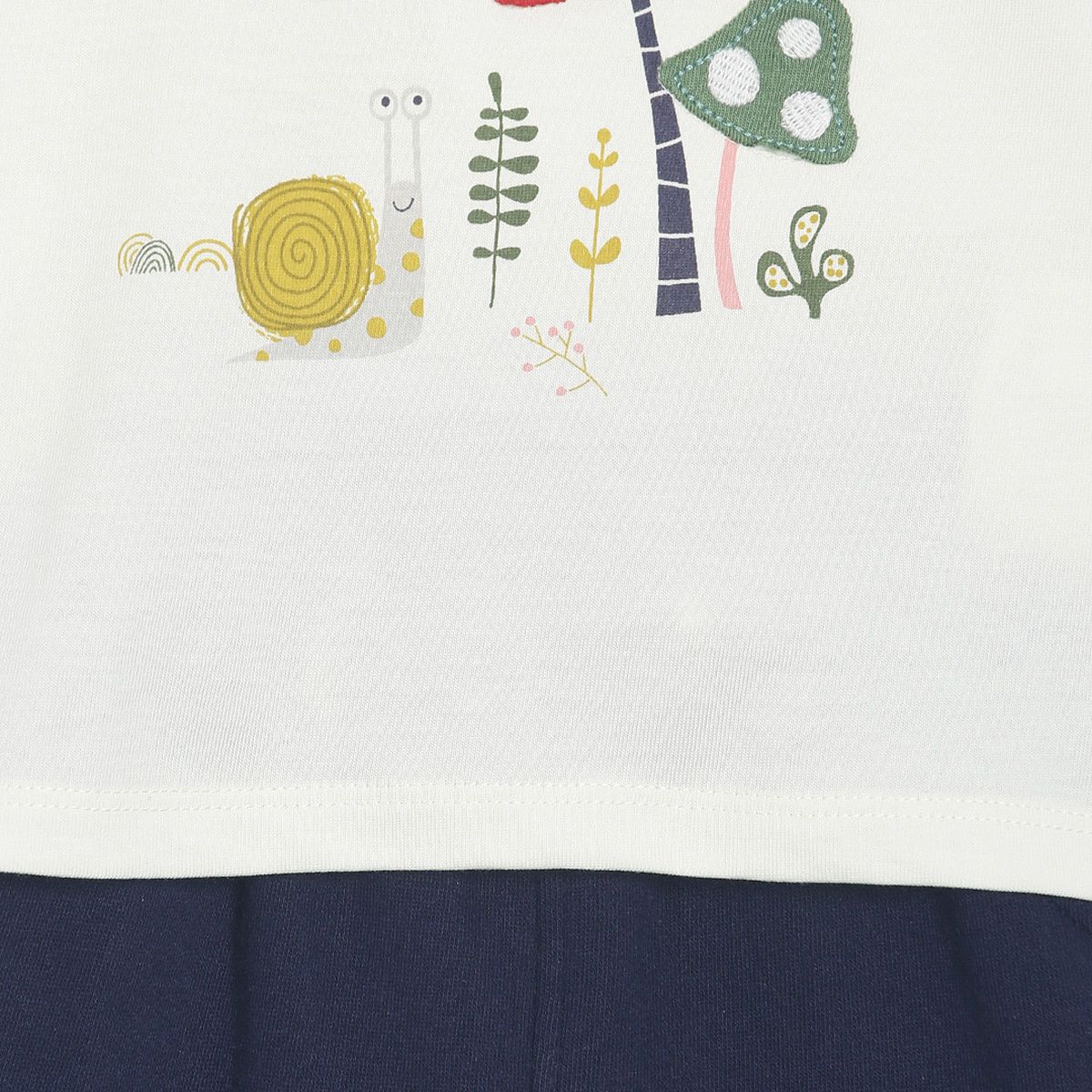 Boys Off White T-Shirt & Knit Bottom