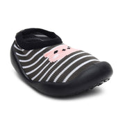 Baby Girls Black and White Knit Striped Cat Face Sock Shoes Pack of 1 Pair Flexible Anti-Slip First Walker Footwear