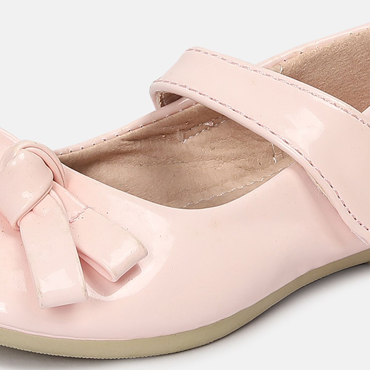 Girls Lt Pink Shoes