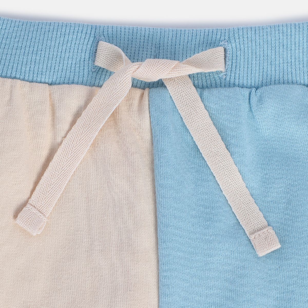 Boys Multicolor Pack Of 2 T-Shirt And Bottom