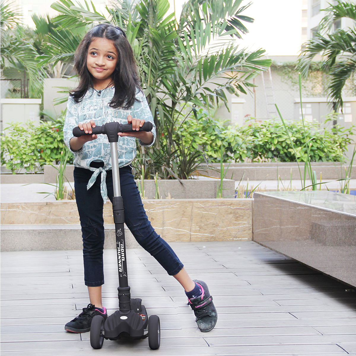 Road Runner The Smart And Smooth Kids Scooter - Black