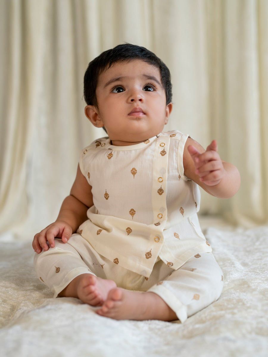 Tiber Taber Baby Boys Embroidered Kurta and Dhoti Pants Set, White