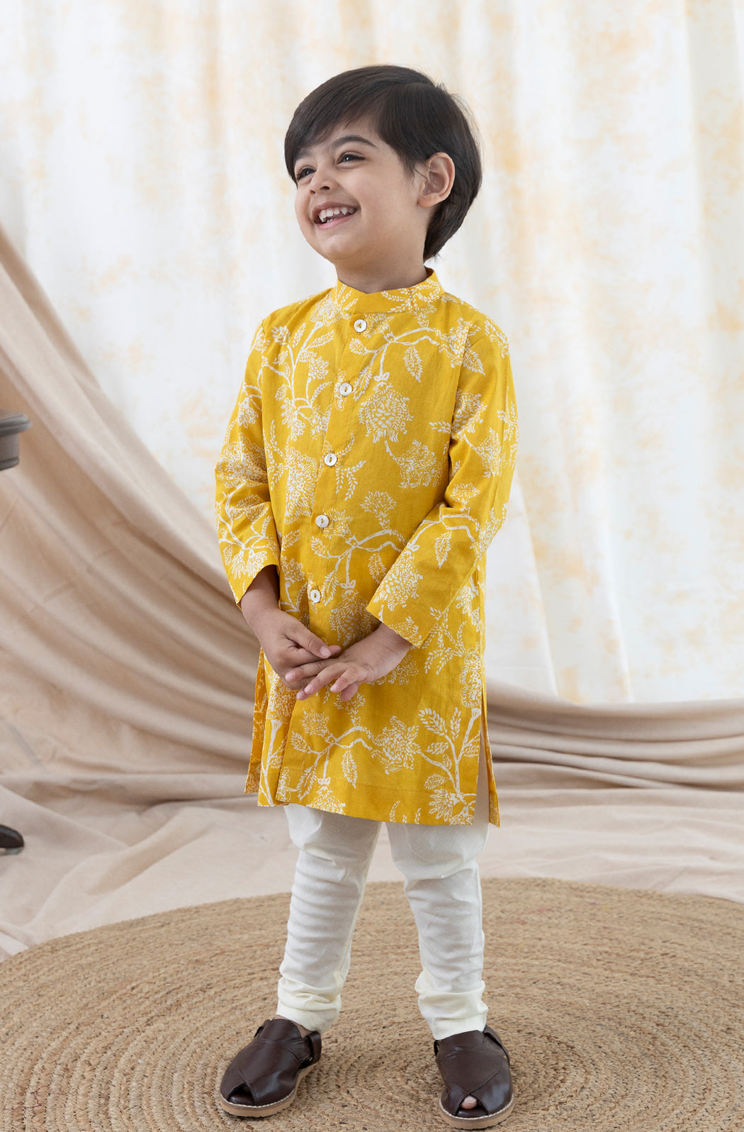Tiber Taber Boys Printed Kurta and Pyjama Set, Yellow